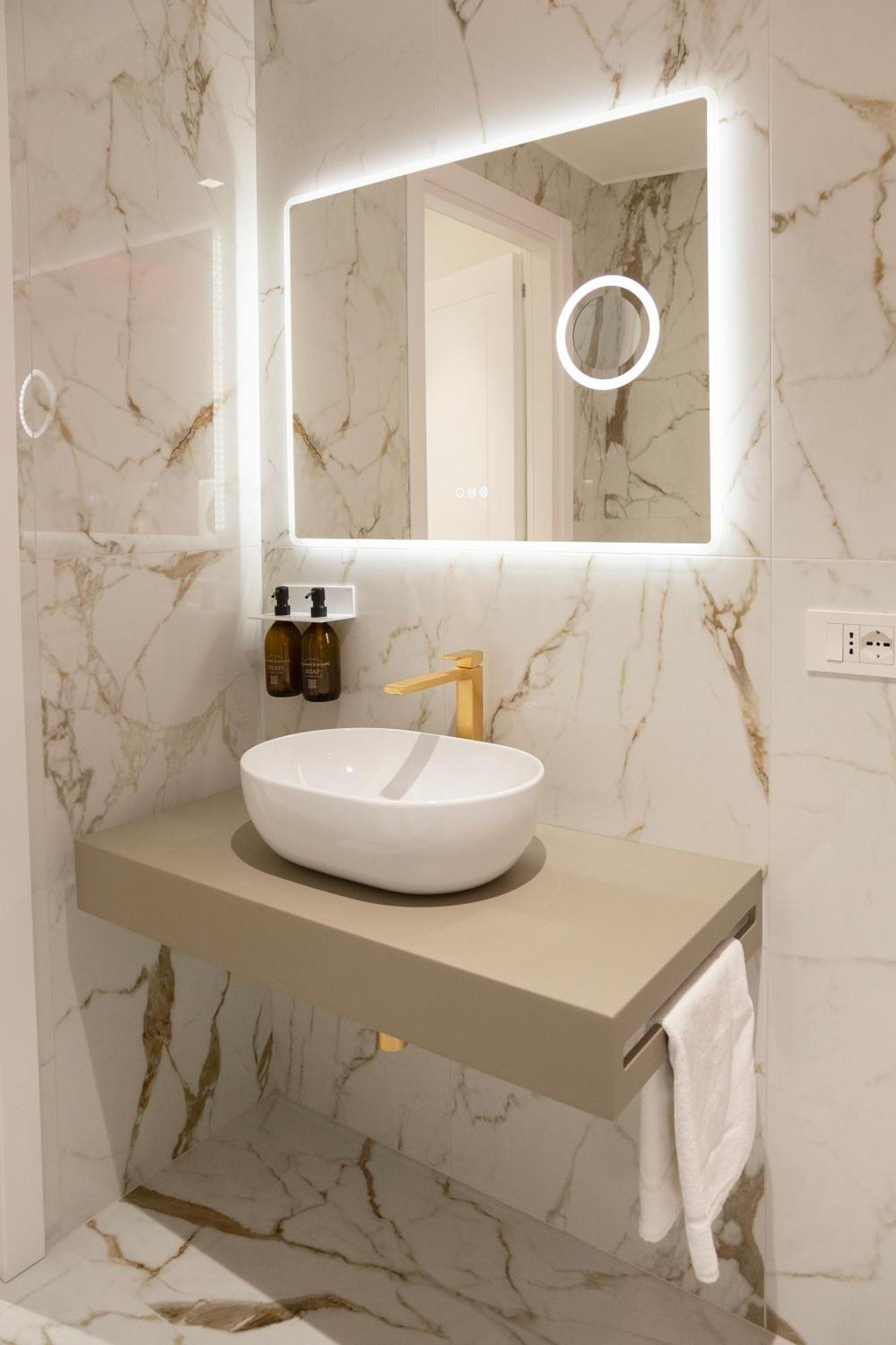 56 Orange Street Luxury Accommodation Rome Extérieur photo