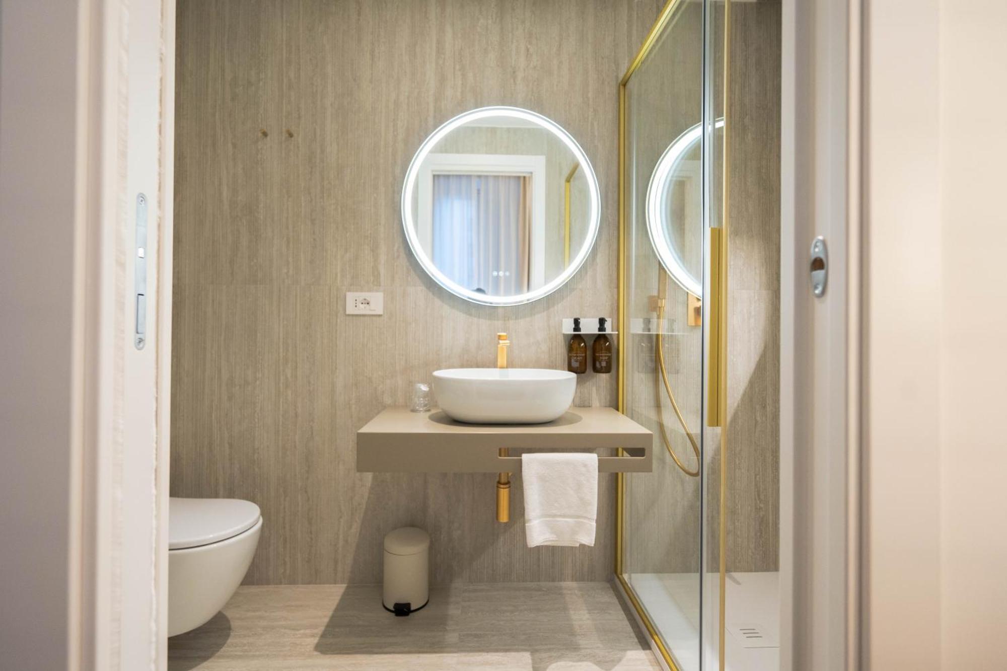 56 Orange Street Luxury Accommodation Rome Extérieur photo