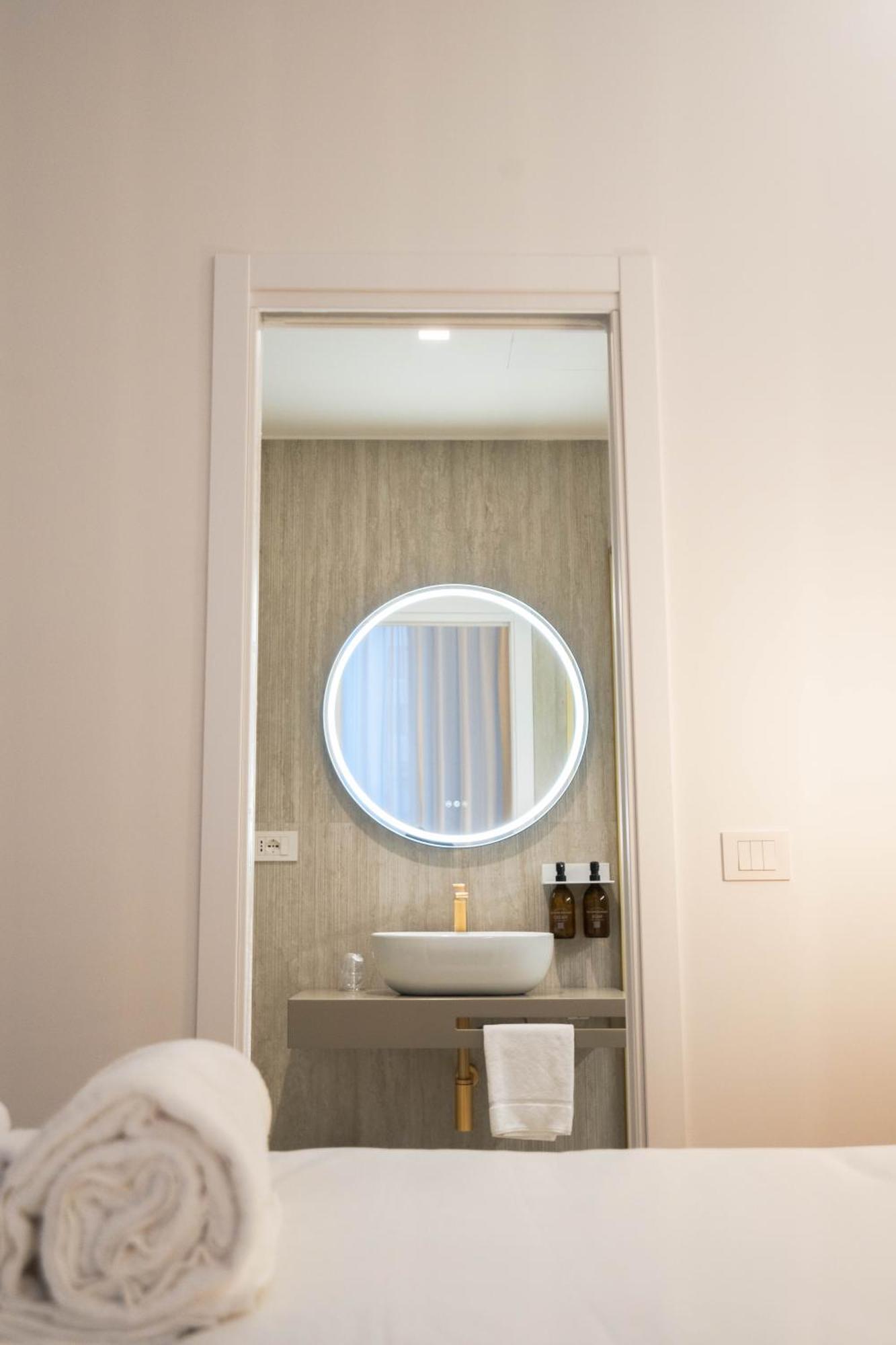 56 Orange Street Luxury Accommodation Rome Extérieur photo