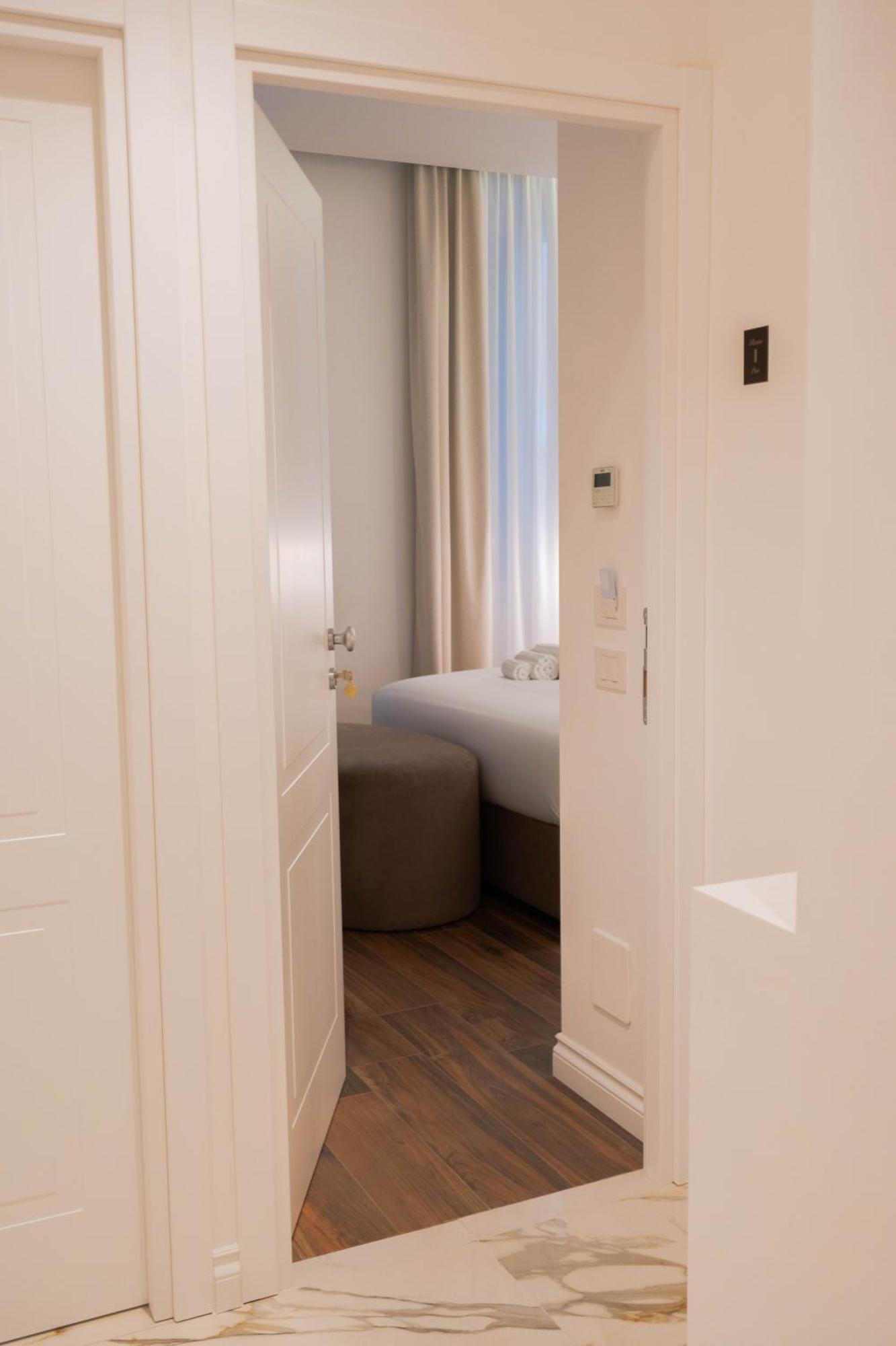 56 Orange Street Luxury Accommodation Rome Extérieur photo